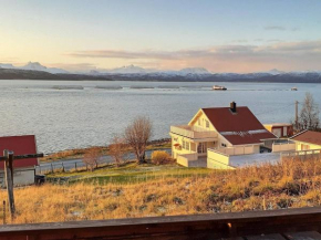 Holiday home Finnsnes